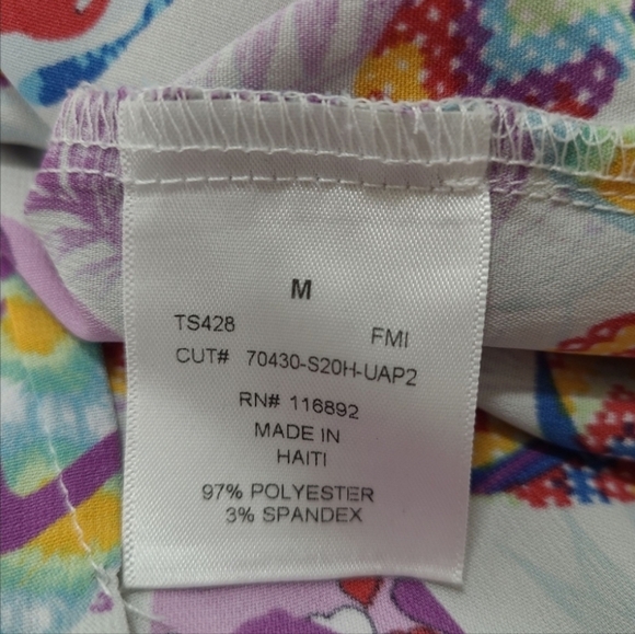 UA FLEX Lavendar Flip Flop Print Scrub Top Size Medium - Picture 4 of 8